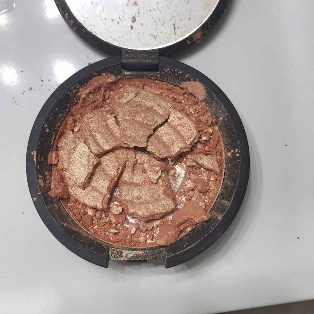 Becca Broken highlighter